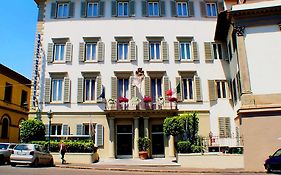 Hotel Executive Florencia